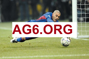 美媒：扬尼斯不愿搭档持球型后卫，更倾向于担任进攻引擎